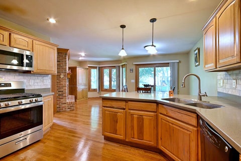 Tiny photo for 712 Brighton Drive, Sugar Grove, IL 60554 (MLS # 12745397)