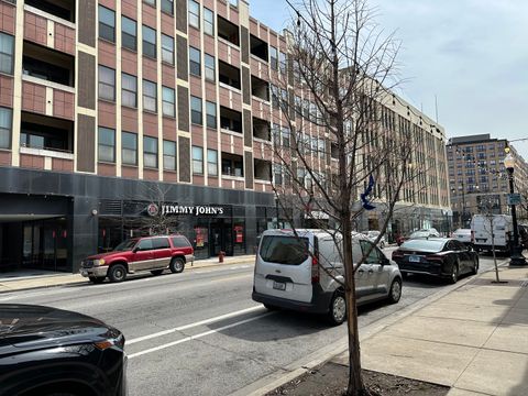 Tiny photo for 4028 N Milwaukee Avenue, Chicago, IL 60630 (MLS # 12524900)