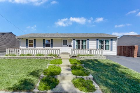 Photo of 216 Hayes Avenue, Romeoville, IL 60446 (MLS # 12472518)