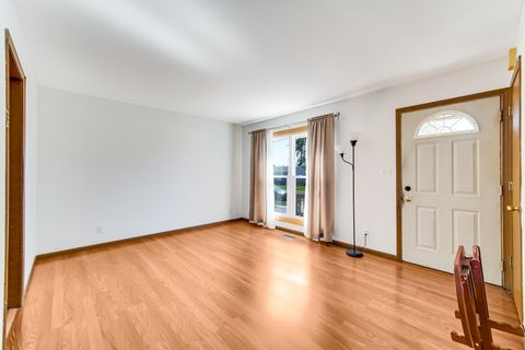 Tiny photo for 216 Hayes Avenue, Romeoville, IL 60446 (MLS # 12472518)