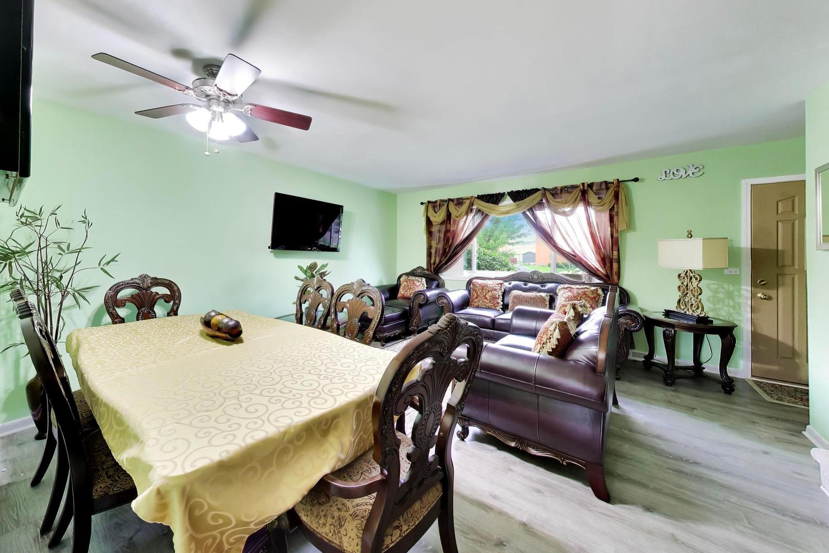 8647 Gregory Lane