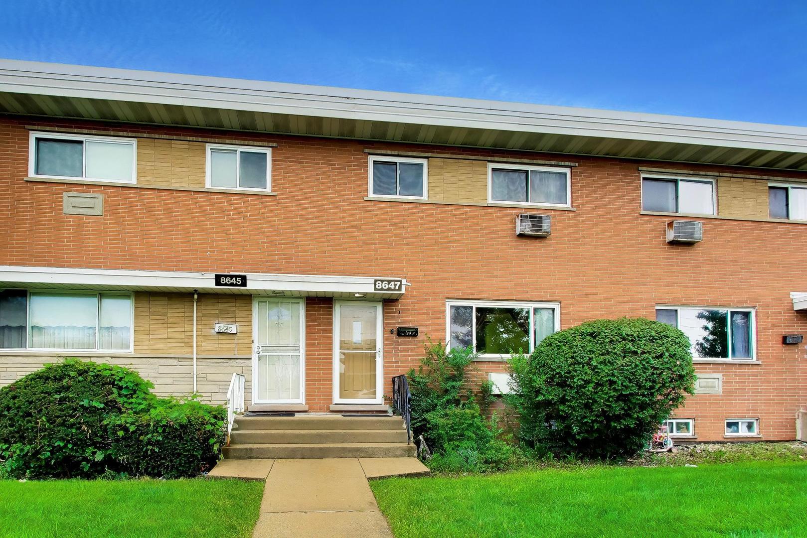 8647 Gregory Lane