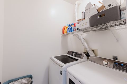 Tiny photo for 819 E No Name Road, Carbondale, IL 62902 (MLS # 12633214)