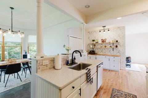 Tiny photo for 819 E No Name Road, Carbondale, IL 62902 (MLS # 12633214)
