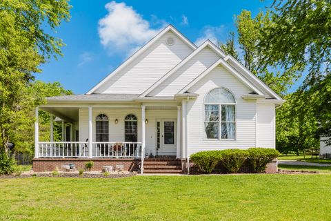 Photo of 819 E No Name Road, Carbondale, IL 62902 (MLS # 12633214)