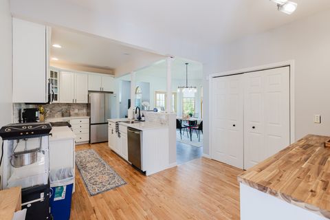 Tiny photo for 819 E No Name Road, Carbondale, IL 62902 (MLS # 12633214)