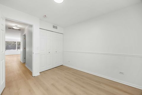 Tiny photo for 1107 Yorkshire Court #B, Elgin, IL 60120 (MLS # 12475144)