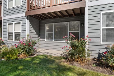 Tiny photo for 1107 Yorkshire Court #B, Elgin, IL 60120 (MLS # 12475144)