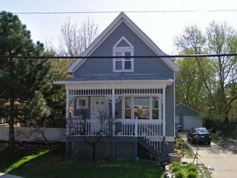 Photo of 7001 Carpenter Road, Skokie, IL 60077 (MLS # 12627499)