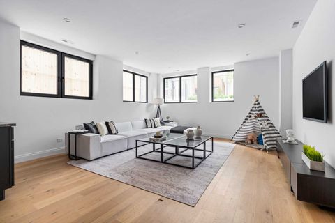 Tiny photo for 2127 W Dickens Avenue, Chicago, IL 60647 (MLS # 12526262)