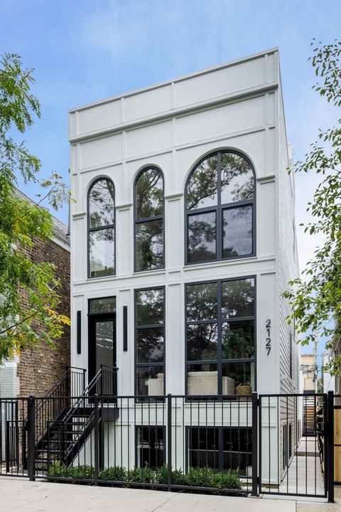 Tiny photo for 2127 W Dickens Avenue, Chicago, IL 60647 (MLS # 12526262)