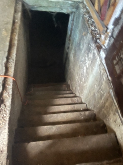 5042 W Madison Street