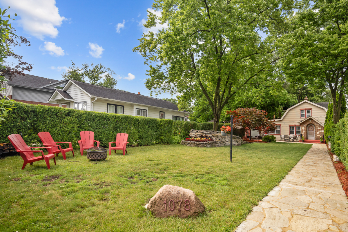 1078 Greenview Avenue