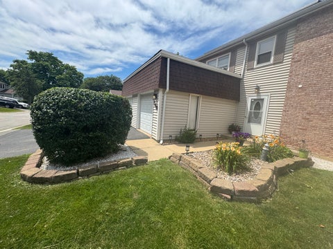 Tiny photo for 140 Julie Road, Bolingbrook, IL 60440 (MLS # 12702448)