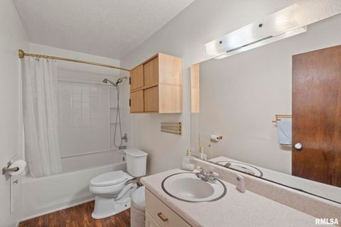 Tiny photo for 827 9TH Street, Colona, IL 61241 (MLS # QC4269641)