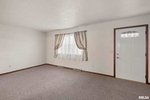 Tiny photo for 827 9TH Street, Colona, IL 61241 (MLS # QC4269641)