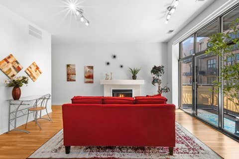Tiny photo for 1910 S Michigan Avenue #307, Chicago, IL 60616 (MLS # 12722153)