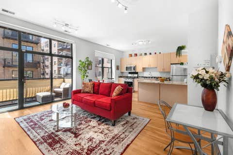Tiny photo for 1910 S Michigan Avenue #307, Chicago, IL 60616 (MLS # 12722153)