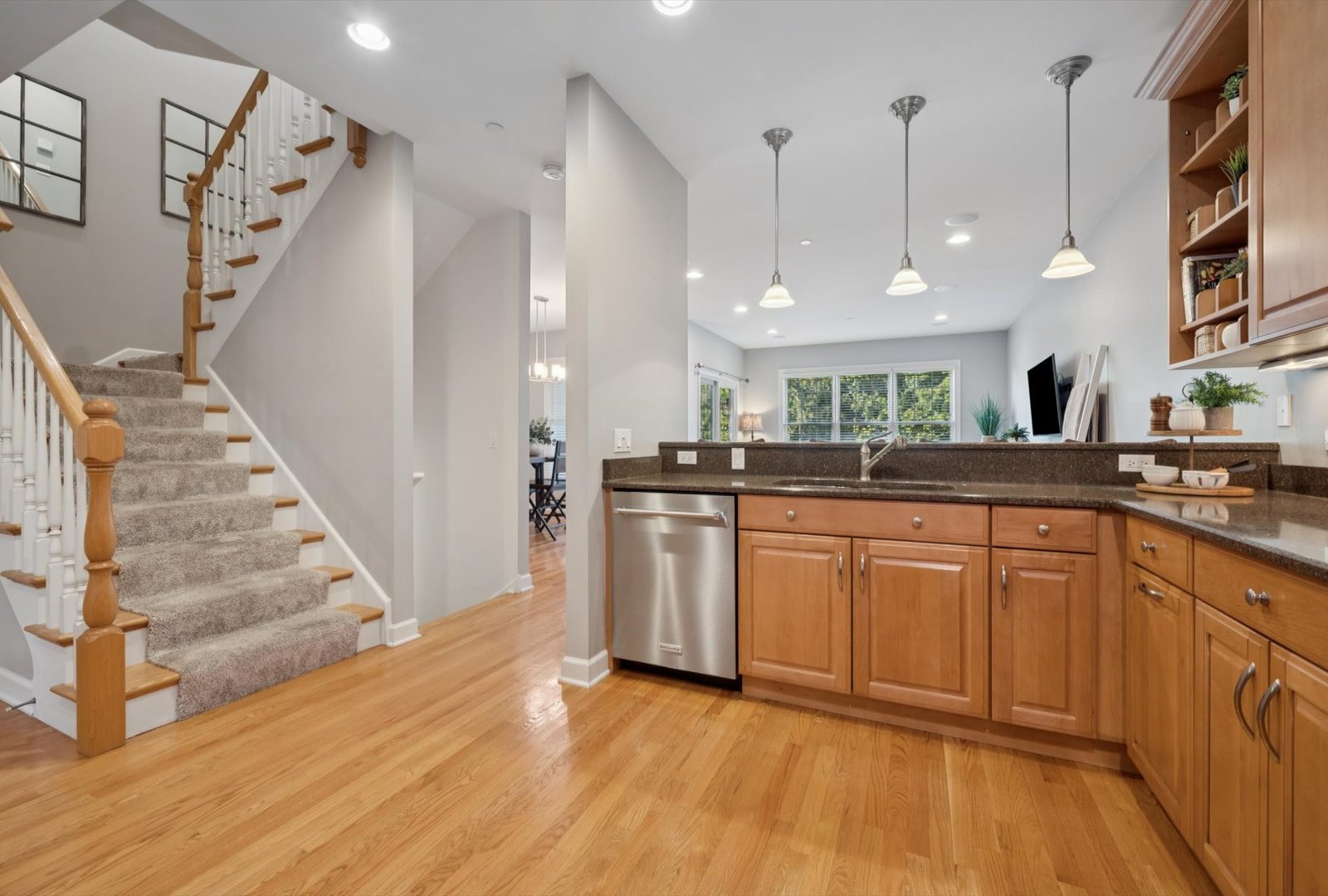 1935 Lynn Circle