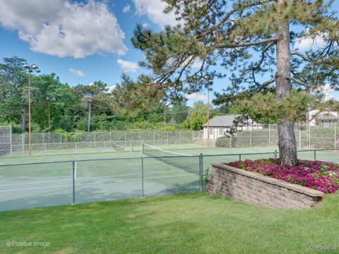 Tiny photo for 1604 Burr Ridge Club Clb, Burr Ridge, IL 60527 (MLS # 12611480)