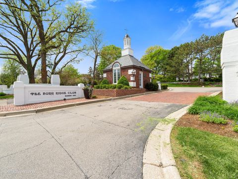 Tiny photo for 1604 Burr Ridge Club Clb, Burr Ridge, IL 60527 (MLS # 12611480)