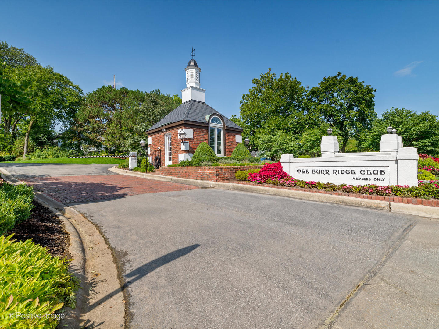 1604 Burr Ridge Club