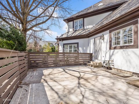 Tiny photo for 1604 Burr Ridge Club Clb, Burr Ridge, IL 60527 (MLS # 12611480)