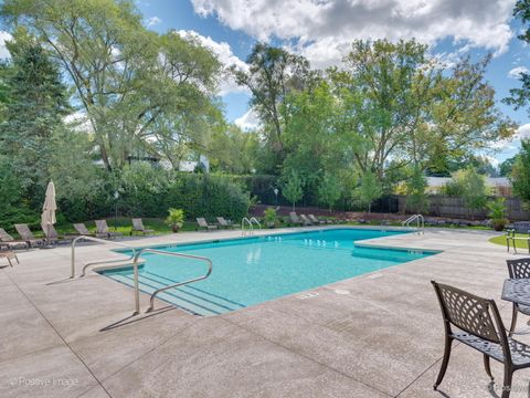 Tiny photo for 1604 Burr Ridge Club Clb, Burr Ridge, IL 60527 (MLS # 12611480)