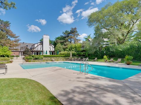 Tiny photo for 1604 Burr Ridge Club Clb, Burr Ridge, IL 60527 (MLS # 12611480)