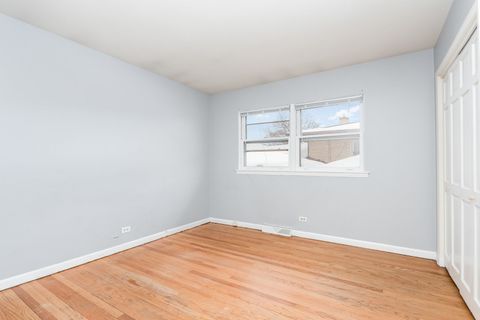 Tiny photo for 2913 Kensington Avenue, Westchester, IL 60154 (MLS # 12539236)