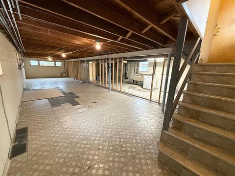 Tiny photo for 2656 W 98th Place, Evergreen Park, IL 60805 (MLS # 12518676)