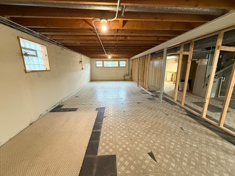 Tiny photo for 2656 W 98th Place, Evergreen Park, IL 60805 (MLS # 12518676)