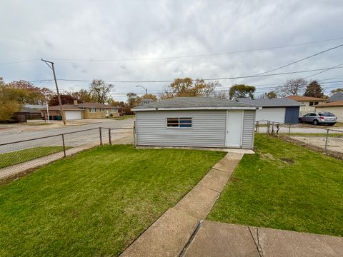 Tiny photo for 2656 W 98th Place, Evergreen Park, IL 60805 (MLS # 12518676)