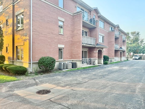 Photo of 5965 N NORTHWEST Highway #101, Chicago, IL 60631 (MLS # 12725682)