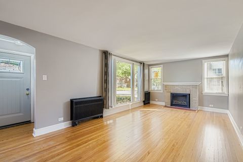 Tiny photo for 9258 S Sacramento Avenue, Evergreen Park, IL 60805 (MLS # 12493737)