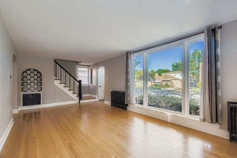 Tiny photo for 9258 S Sacramento Avenue, Evergreen Park, IL 60805 (MLS # 12493737)