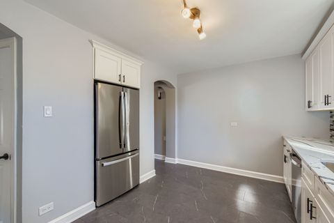 Tiny photo for 9258 S Sacramento Avenue, Evergreen Park, IL 60805 (MLS # 12493737)