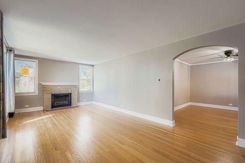 Tiny photo for 9258 S Sacramento Avenue, Evergreen Park, IL 60805 (MLS # 12493737)