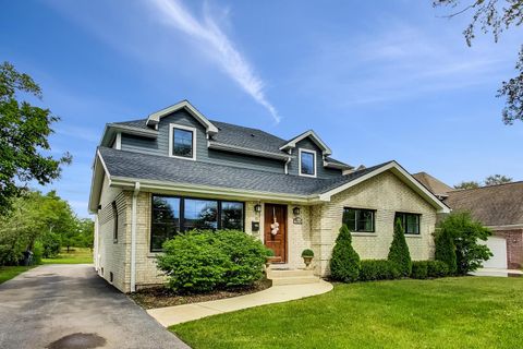 Tiny photo for 2824 Central Road, Glenview, IL 60025 (MLS # 12603297)