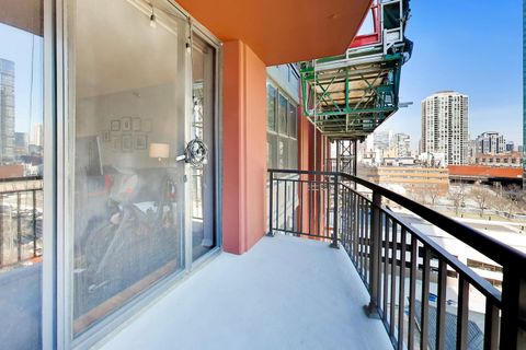 Tiny photo for 330 N Jefferson Street #802, Chicago, IL 60661 (MLS # 12606552)