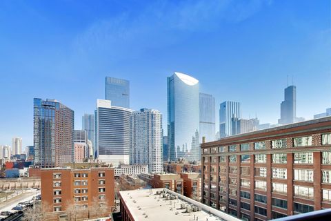 Tiny photo for 330 N Jefferson Street #802, Chicago, IL 60661 (MLS # 12606552)