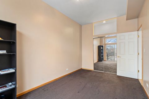 Tiny photo for 6649 S Maryland Avenue #2W, Chicago, IL 60637 (MLS # 12577872)