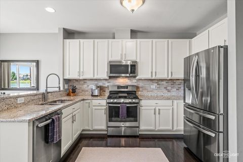 Tiny photo for 2854 Henley Lane, Naperville, IL 60540 (MLS # 12654910)