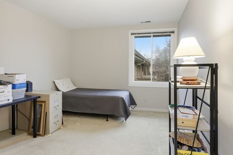 Tiny photo for 471 Raintree Court #2B, Glen Ellyn, IL 60137 (MLS # 12606954)