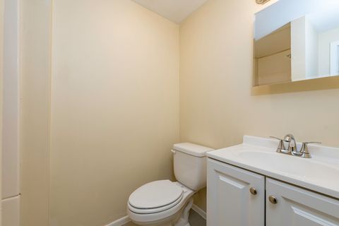 Tiny photo for 2634 Woodview Court, Waukegan, IL 60087 (MLS # 12523673)