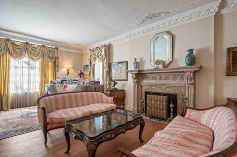 Tiny photo for 54 Kenilworth Avenue, Kenilworth, IL 60043 (MLS # 12488867)