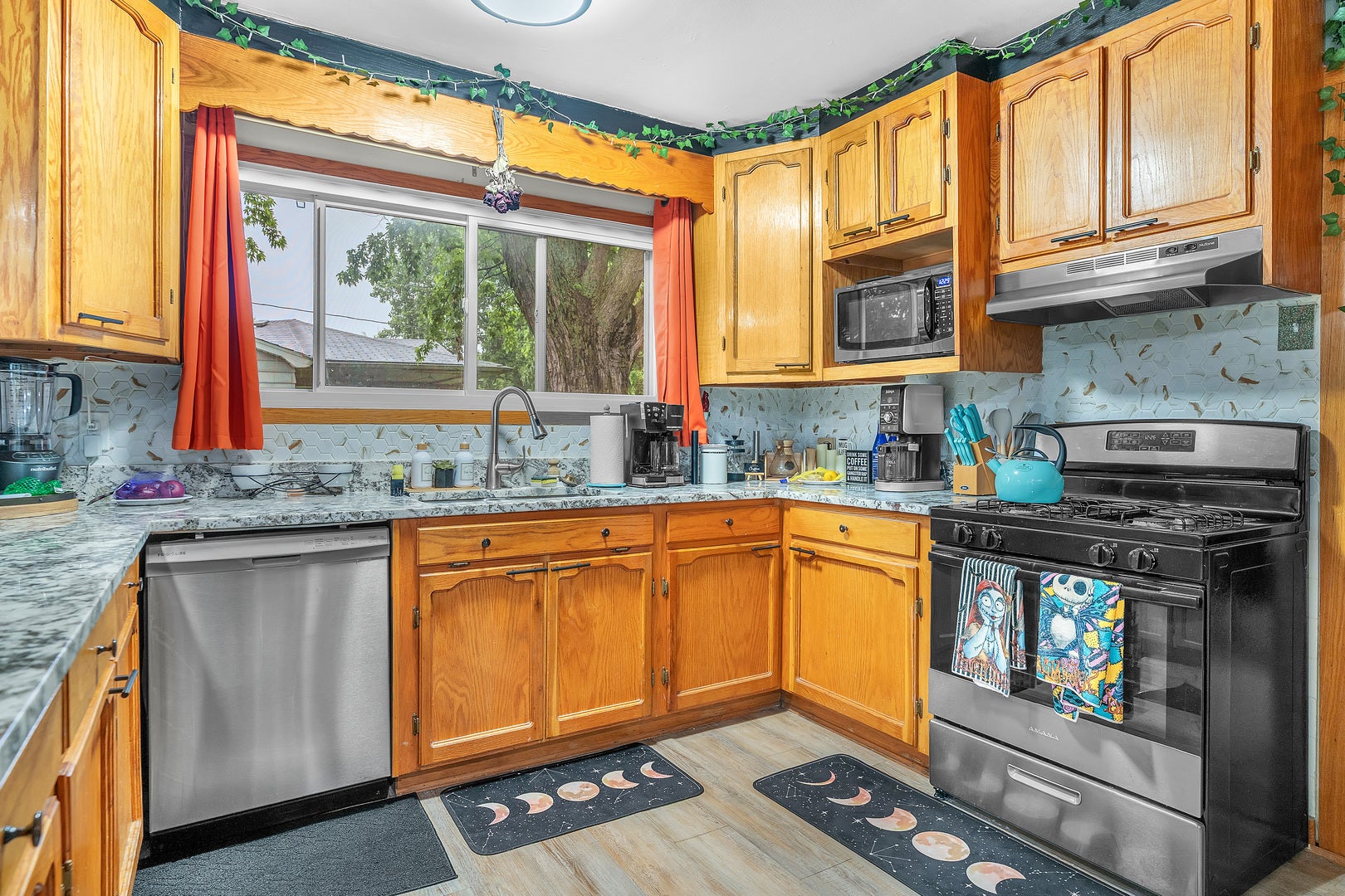 442 W Auburn Lane