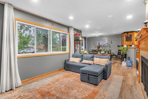 Tiny photo for 442 W Auburn Lane, Crete, IL 60417 (MLS # 12682640)