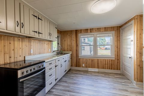 Tiny photo for 9 S Randolph Street, Princeton, IL 61356 (MLS # 12488667)