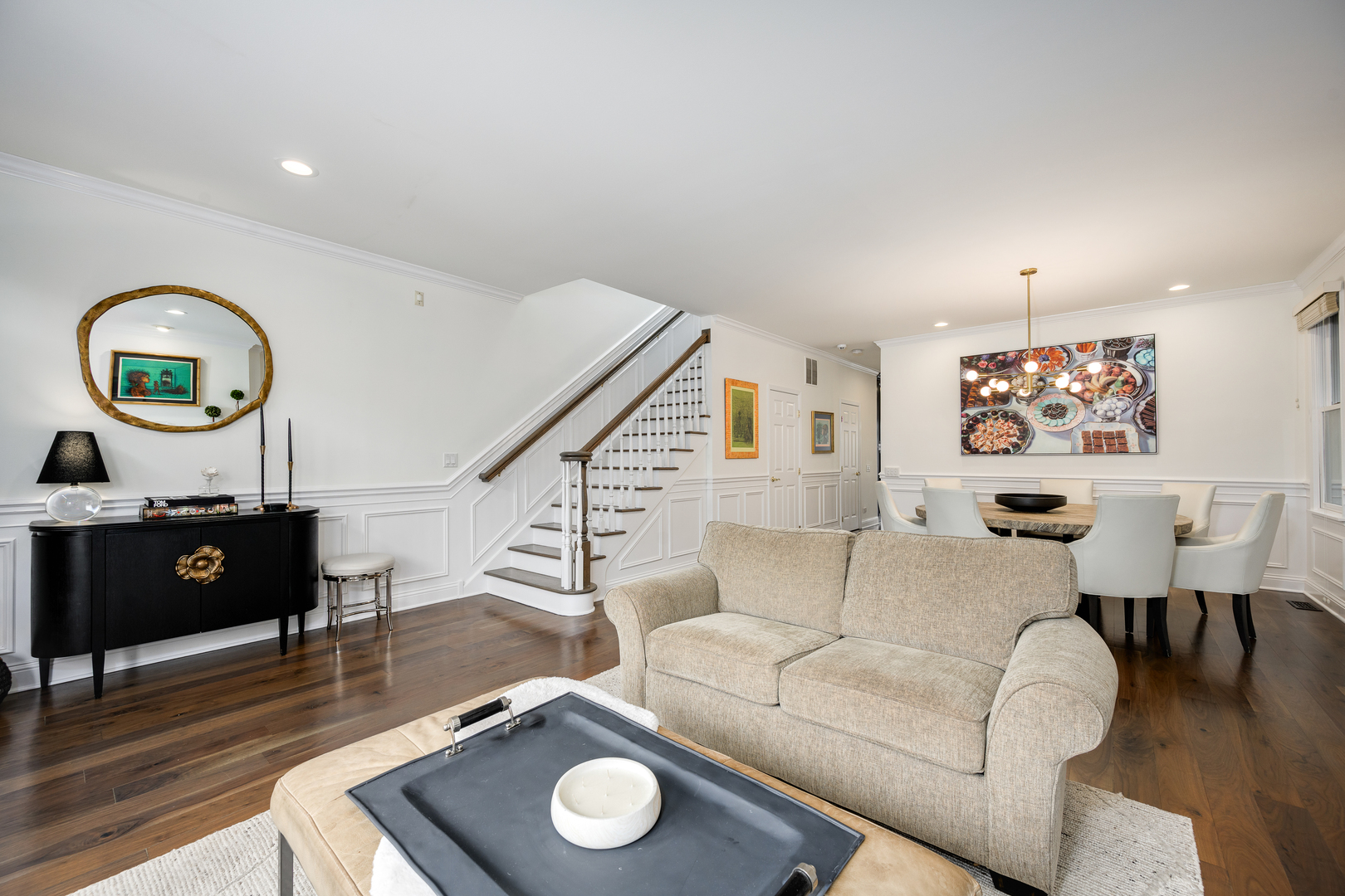 1303 W Schubert Avenue